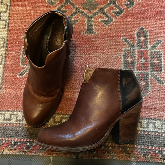 Freebird Detroit Ankle Boots - Picture 2 of 8